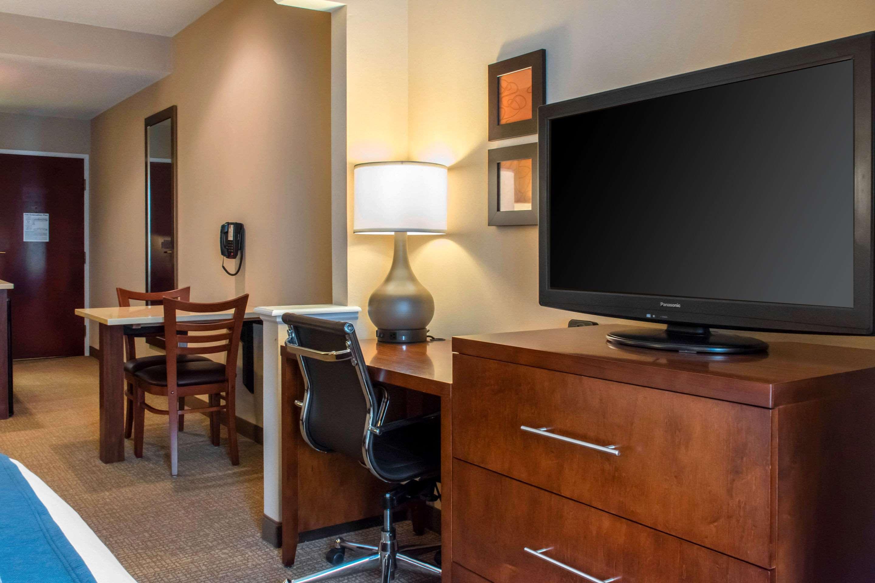 Comfort Suites Scranton Near Montage Mountain Eksteriør billede
