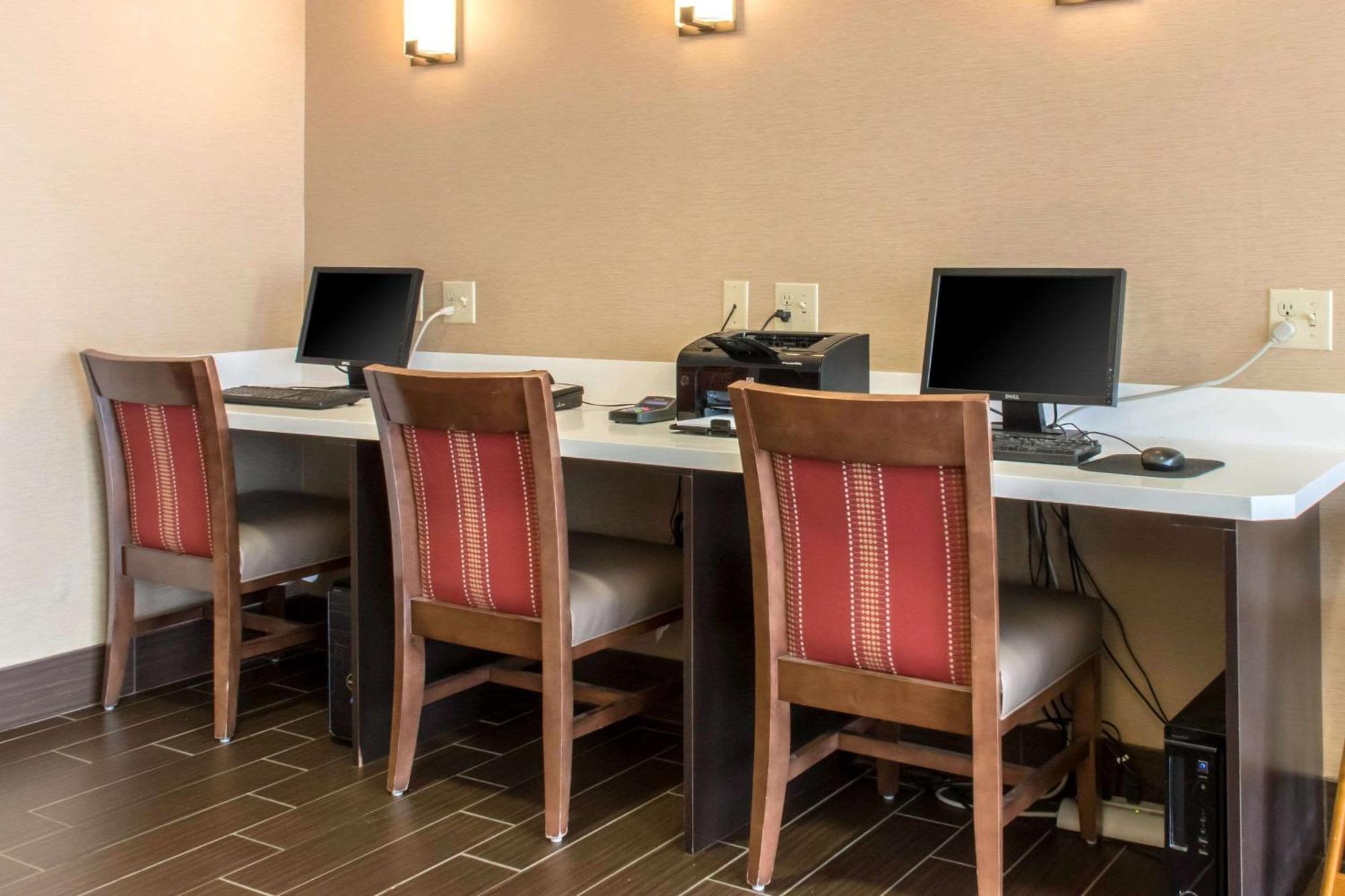 Comfort Suites Scranton Near Montage Mountain Eksteriør billede